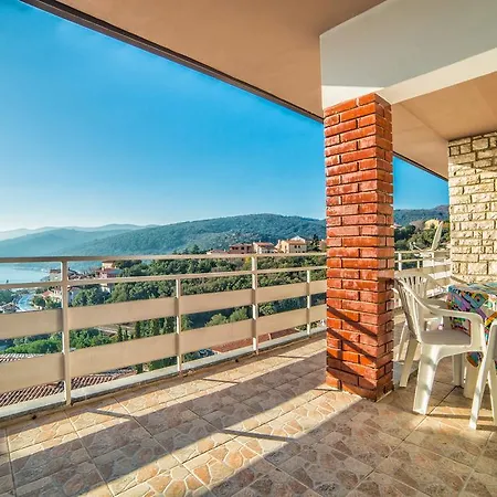 Guest house Grozaj 1006